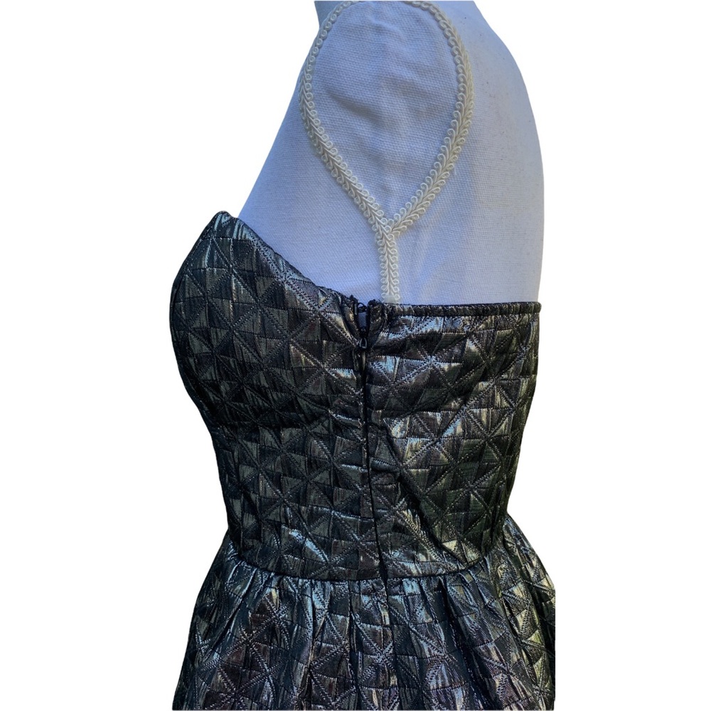 Xtaren Metallic Silver Strapless Statement Fit & Flare Mini Cocktail Party Dress - Picture 6 of 7